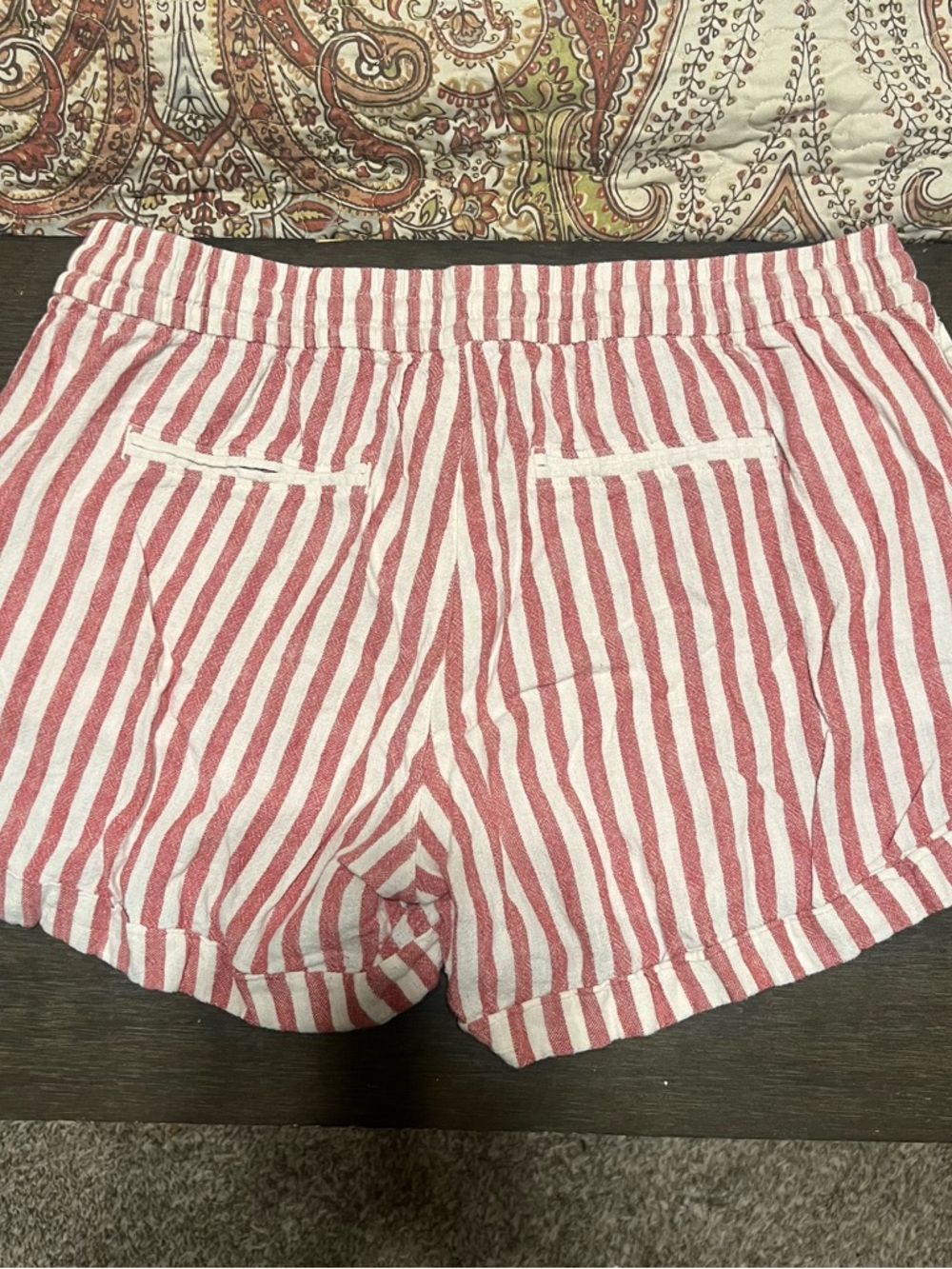 Old Navy Linen Blend Solid and Striped Shorts - Picture 5 of 12